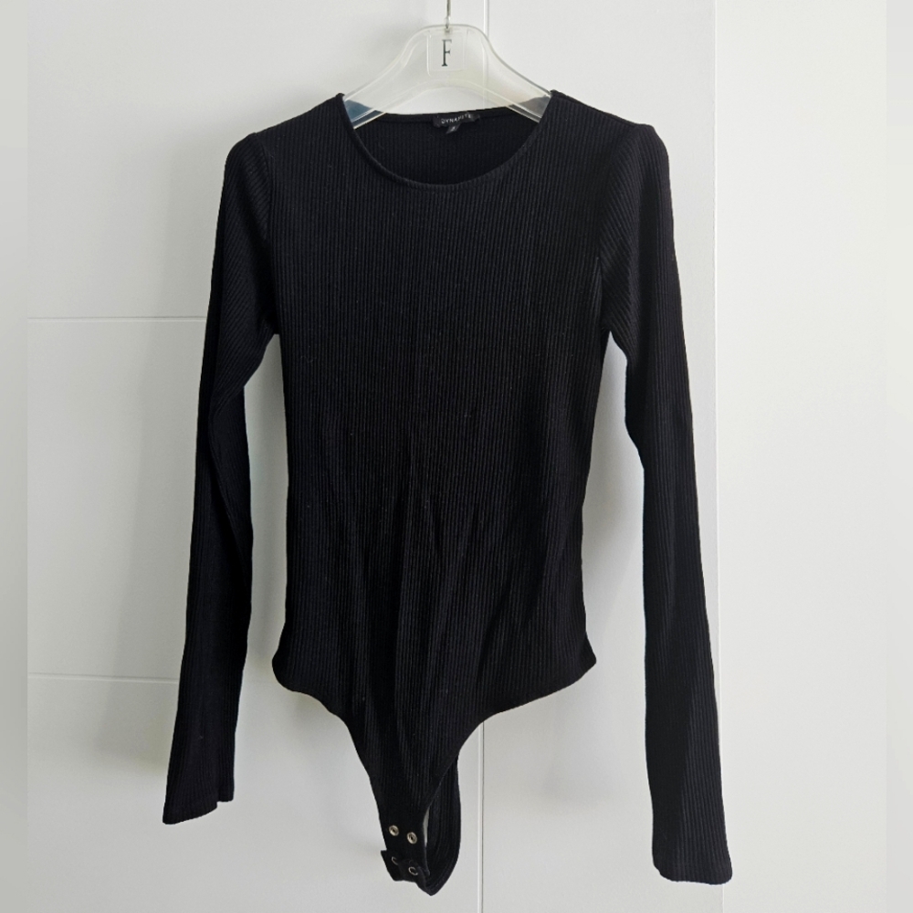 ‼️Dynamite ⚫️ M Ribbed Long Sleeve Bodysuit open back tie